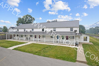 Waynedale Village Apartments in Fort Wayne, IN - Foto de edificio - Building Photo