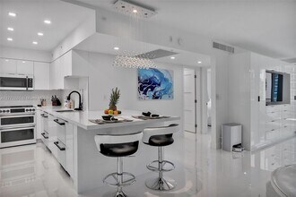 2501 S Ocean Dr, Unit 1515 in Hollywood, FL - Building Photo - Building Photo