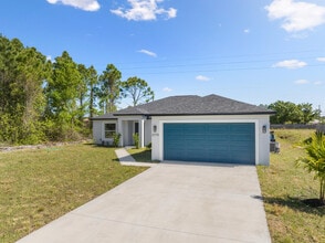 2779 Quentin Ave SE in Palm Bay, FL - Building Photo - Building Photo