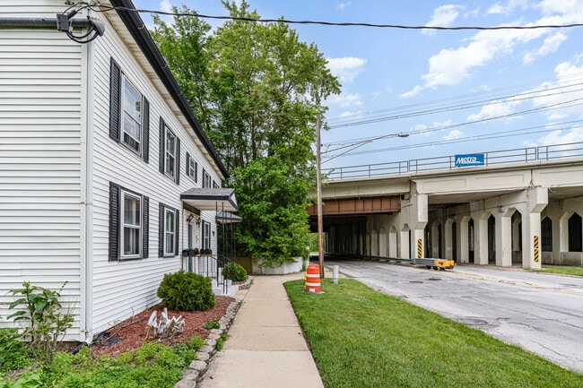 3536 Front St, Unit 1West in Matteson, IL - Building Photo - Building Photo