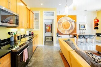 1833 5th St NW, Unit Penthouse in Washington, DC - Foto de edificio - Building Photo