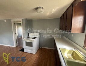 1305 W Jefferson St in Ottawa, IL - Building Photo - Building Photo