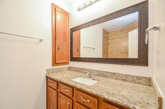 4802 Lost Oak Dr in Spring, TX - Building Photo - Building Photo