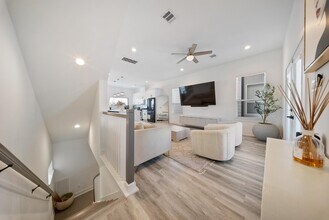 1102 Paul Quinn St in Houston, TX - Building Photo - Building Photo