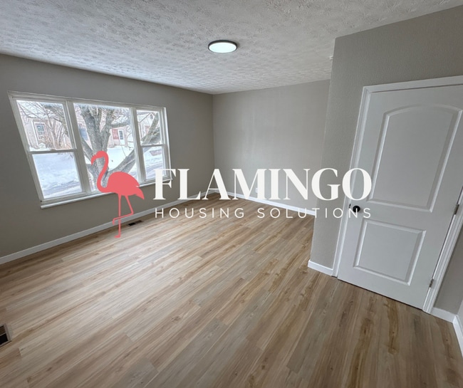 221 Hickory St in Dayton, OH - Building Photo - Building Photo