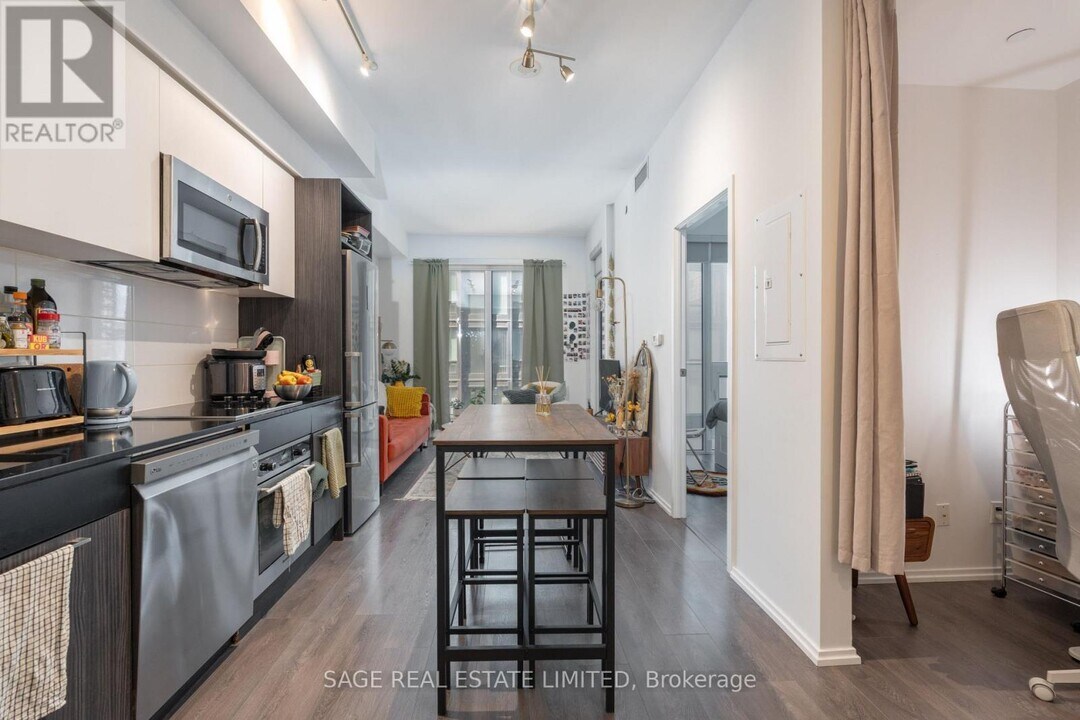 68-968 Shuter St in Toronto, ON - Building Photo