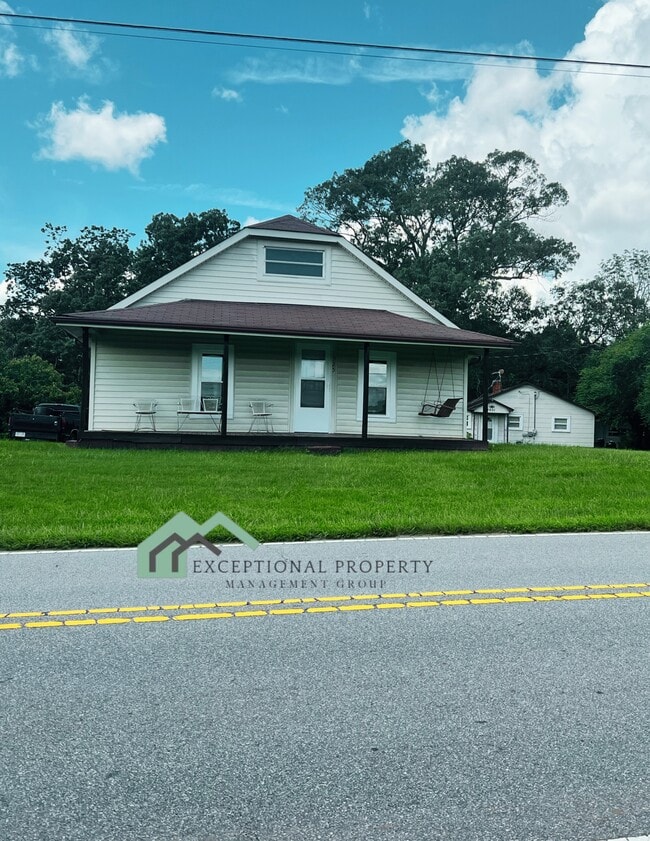 property at 1925 Pads Rd