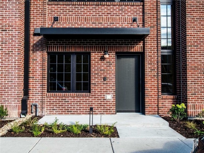 537 E 19th St in Kansas City, MO - Foto de edificio - Building Photo