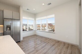 Ensley in Colorado Springs, CO - Foto de edificio - Interior Photo