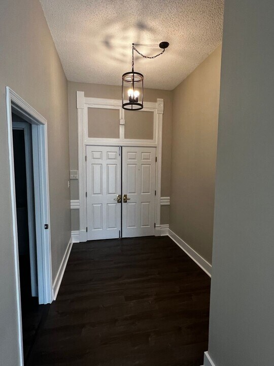 4 W Wilson St in Batavia, IL - Building Photo