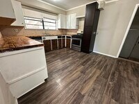 107 Roosevelt Rd photo'