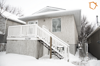 Pet Friendly Main Floor Suite Near 6 Ave S in Lethbridge, AB - Building Photo - Building Photo