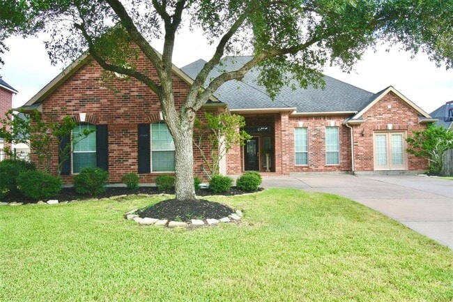 property at 3818 Rivermoss Ln