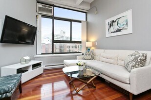 12 Stoneholm St in Boston, MA - Building Photo