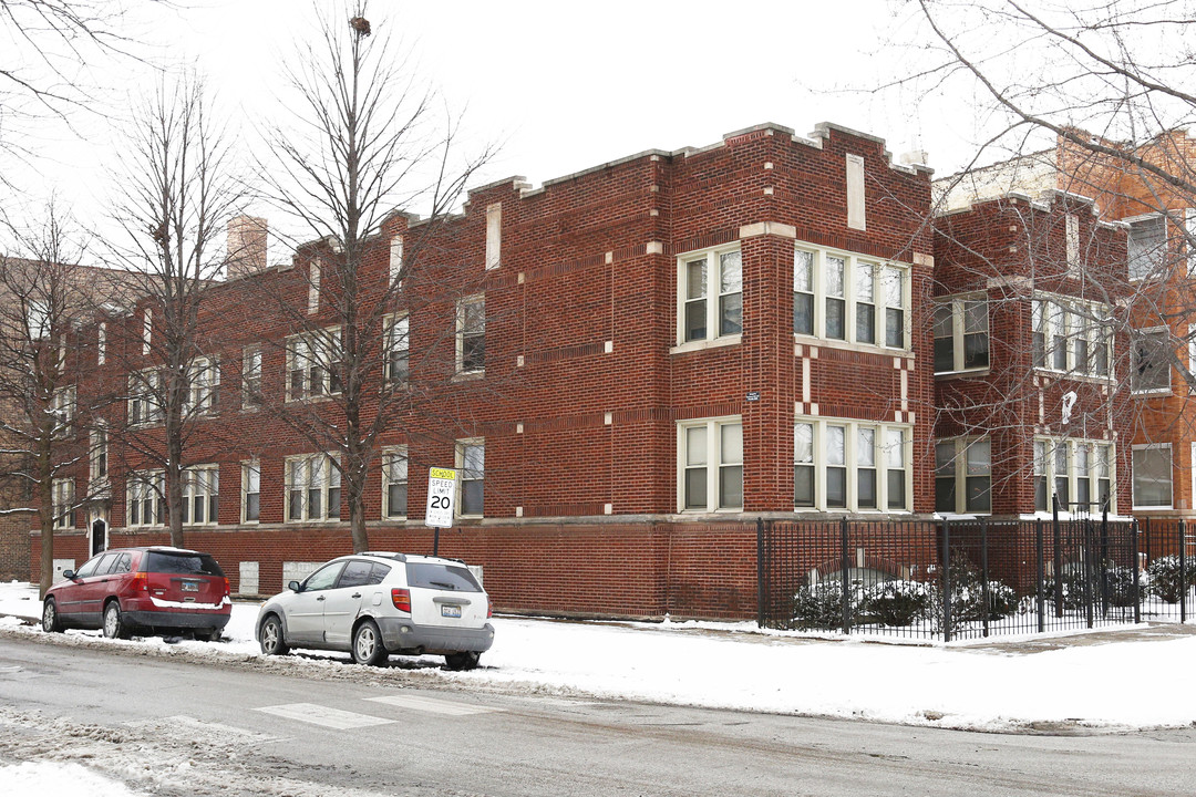 8056-8058 S Bishop St in Chicago, IL - Building Photo