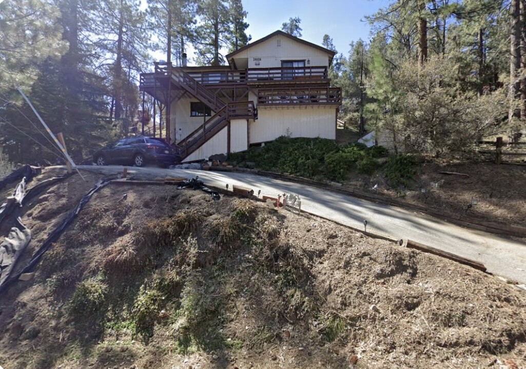 16616 Sandalwood in Pine Mountain Club, CA - Building Photo