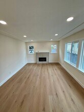 21484-21484 Ocean View Dr in Hayward, CA - Building Photo - Building Photo