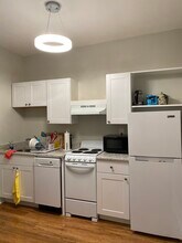 1082 Commonwealth Ave, Unit 503 in Boston, MA - Foto de edificio - Building Photo
