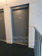 2333 16th St SE in Washington, DC - Foto de edificio - Building Photo