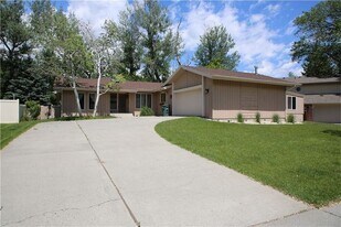 3051 Parkhill Dr in Billings, MT - Building Photo