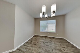 21922 Willow Shade Ln in Tomball, TX - Building Photo - Building Photo