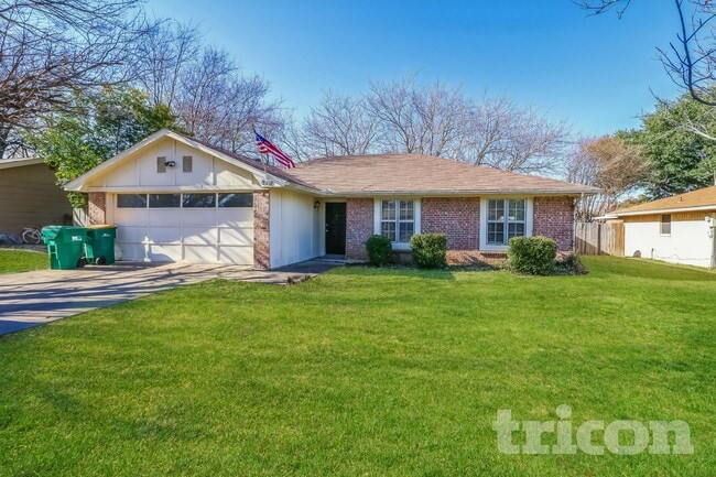 property at 810 Dogwood Dr