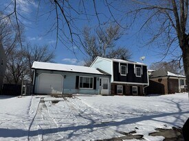 5508 Meckes Ln in Indianapolis, IN - Building Photo