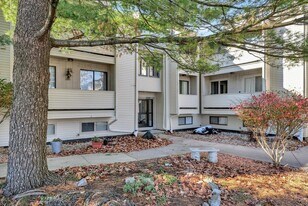 2109 Melrose Dr in Champaign, IL - Building Photo