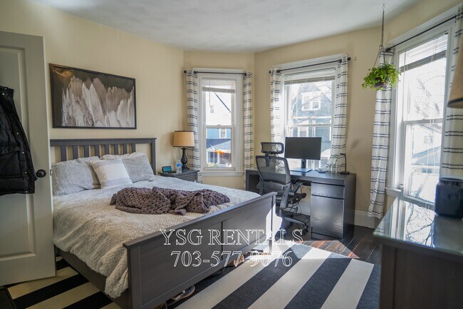 85 Auckland St, Unit #1 in Boston, MA - Building Photo - Building Photo