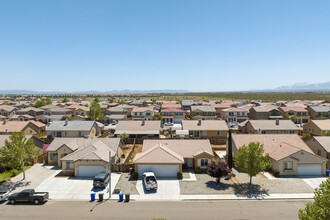 11597 Maywood St in Victorville, CA - Building Photo - Building Photo