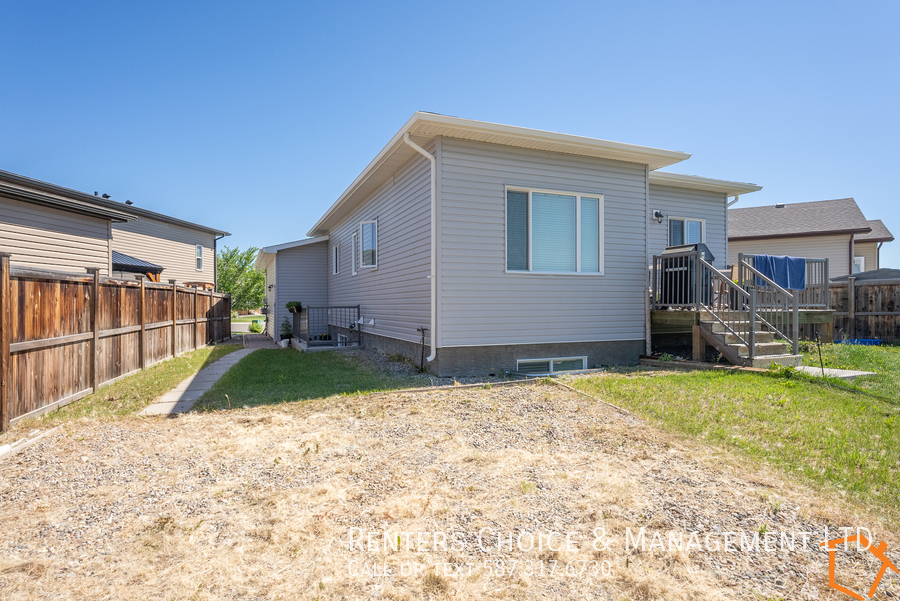 Pet Friendly,  Basement Suite with Garage  in Lethbridge, AB - Building Photo