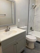 7901 Camargo Rd in Cincinnati, OH - Foto de edificio - Building Photo