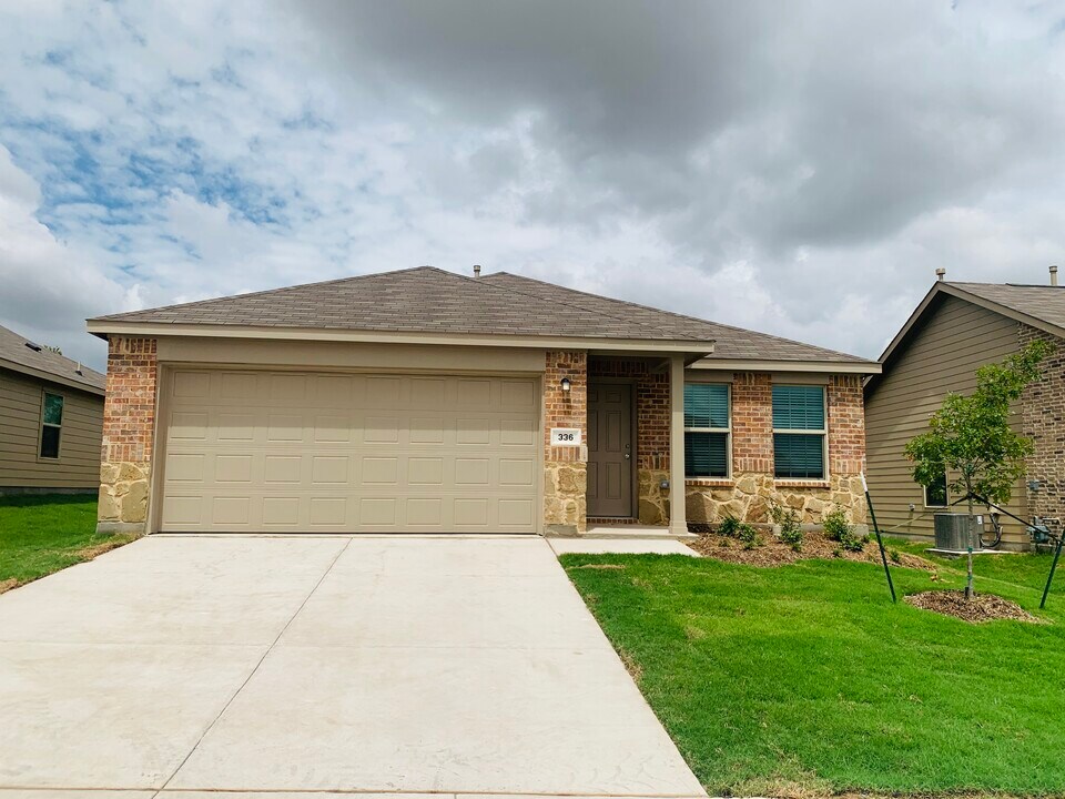 336 Ranchito Pass in Haslet, TX - Building Photo