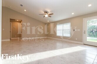 5400 Hoffman St in Port Charlotte, FL - Building Photo - Building Photo
