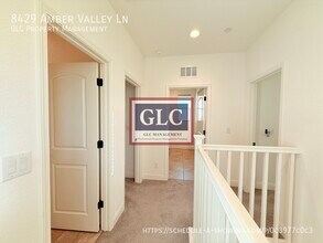 8429 Amber Vly Ln in Elk Grove, CA - Building Photo - Building Photo