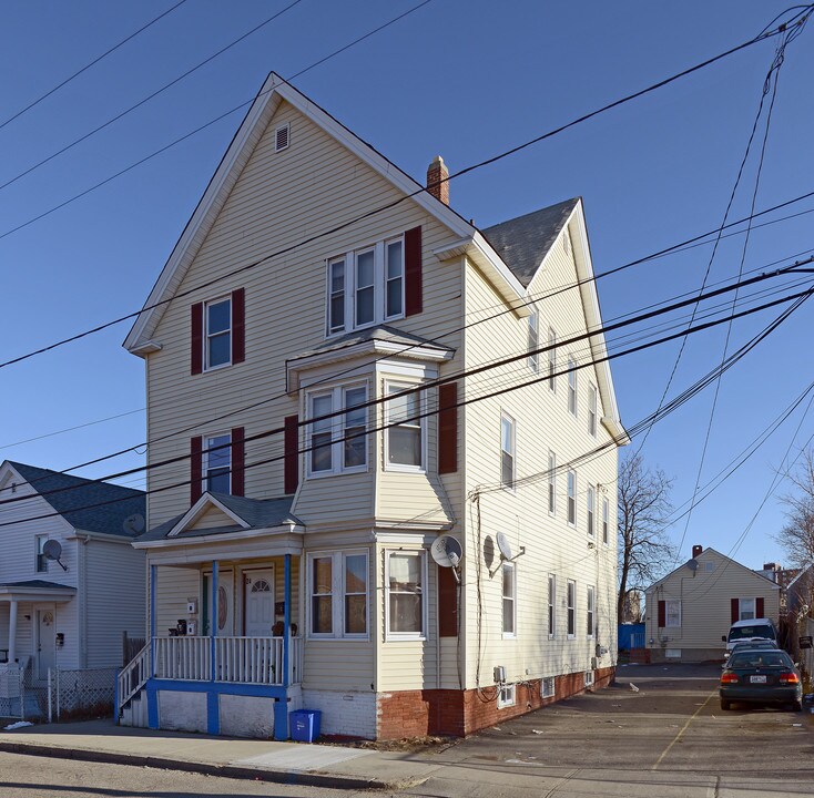 22-24 Atwood St in Providence, RI - Building Photo