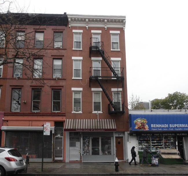 384 Myrtle Ave in Brooklyn, NY - Building Photo - Building Photo