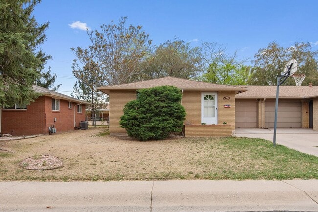 1721-1723 Dotsero Ave in Loveland, CO - Building Photo - Building Photo