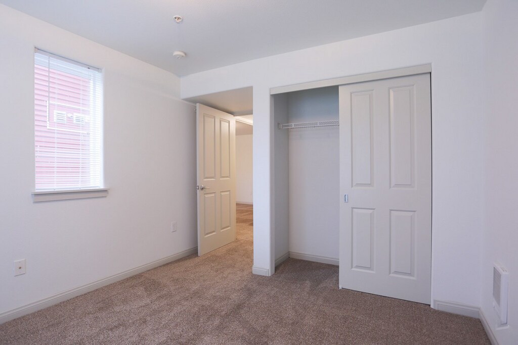 Plum Meadows Vancouver, WA Apartments