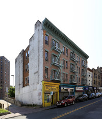 254-258 New Main St in Yonkers, NY - Foto de edificio - Building Photo