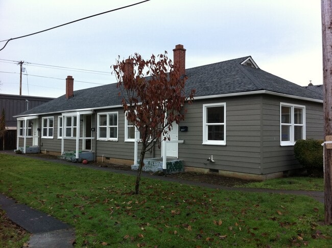 property at 4907-4911-4911 N Maryland Ave