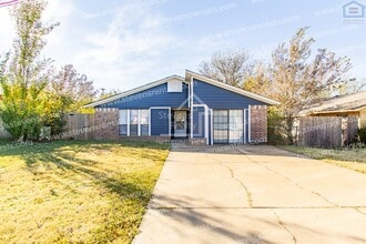 1719 SW 14th St in Lawton, OK - Building Photo - Building Photo