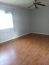 107 Half Moon Cir-Unit -A3 in Hypoluxo, FL - Building Photo - Building Photo