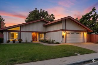 17610 Hada Dr in San Diego, CA - Building Photo - Building Photo
