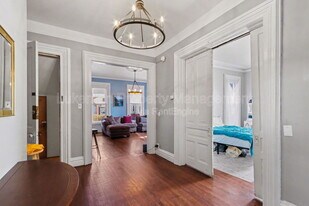 426-428 S Westnedge Ave in Kalamazoo, MI - Building Photo