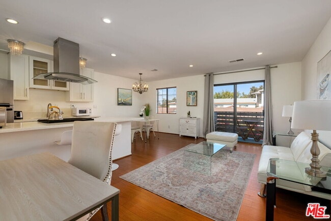 property at 1934 18th St