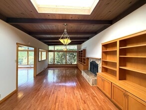212 Fairhills Dr in San Rafael, CA - Building Photo - Building Photo