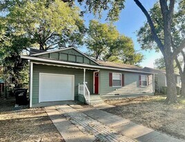 805 20th St in Plano, TX - Building Photo