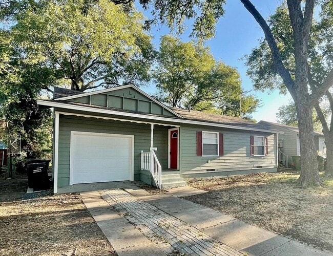 property at 805 20th St