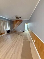 22 S 2nd St in New York, NY - Building Photo